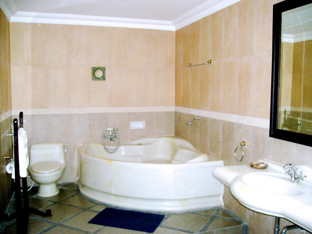 Kalangbret Swaloh Resort & Spa חדר תמונה